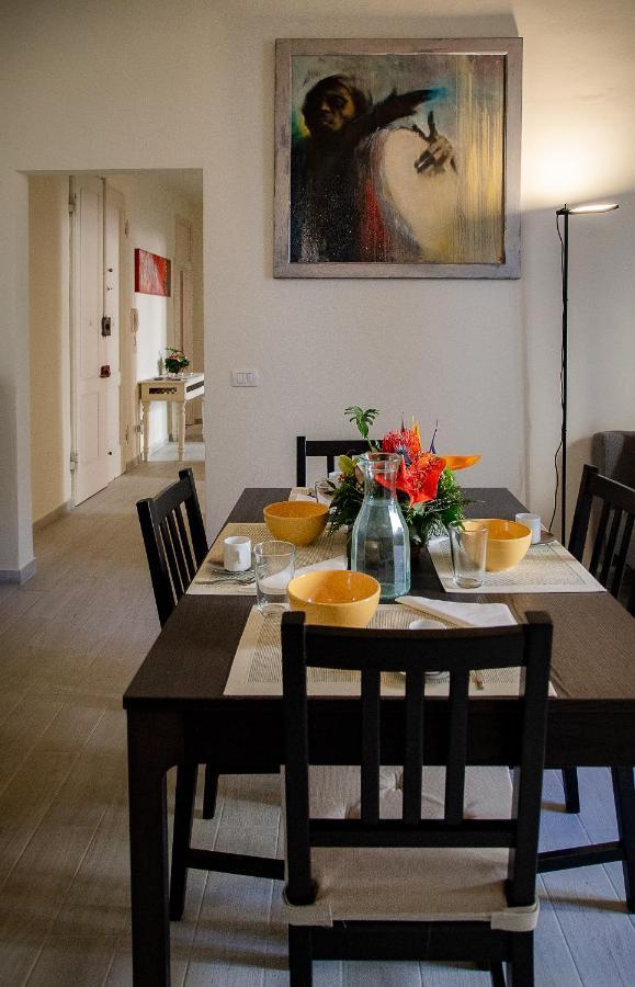 Wall Up Apartment Firenze Bagian luar foto